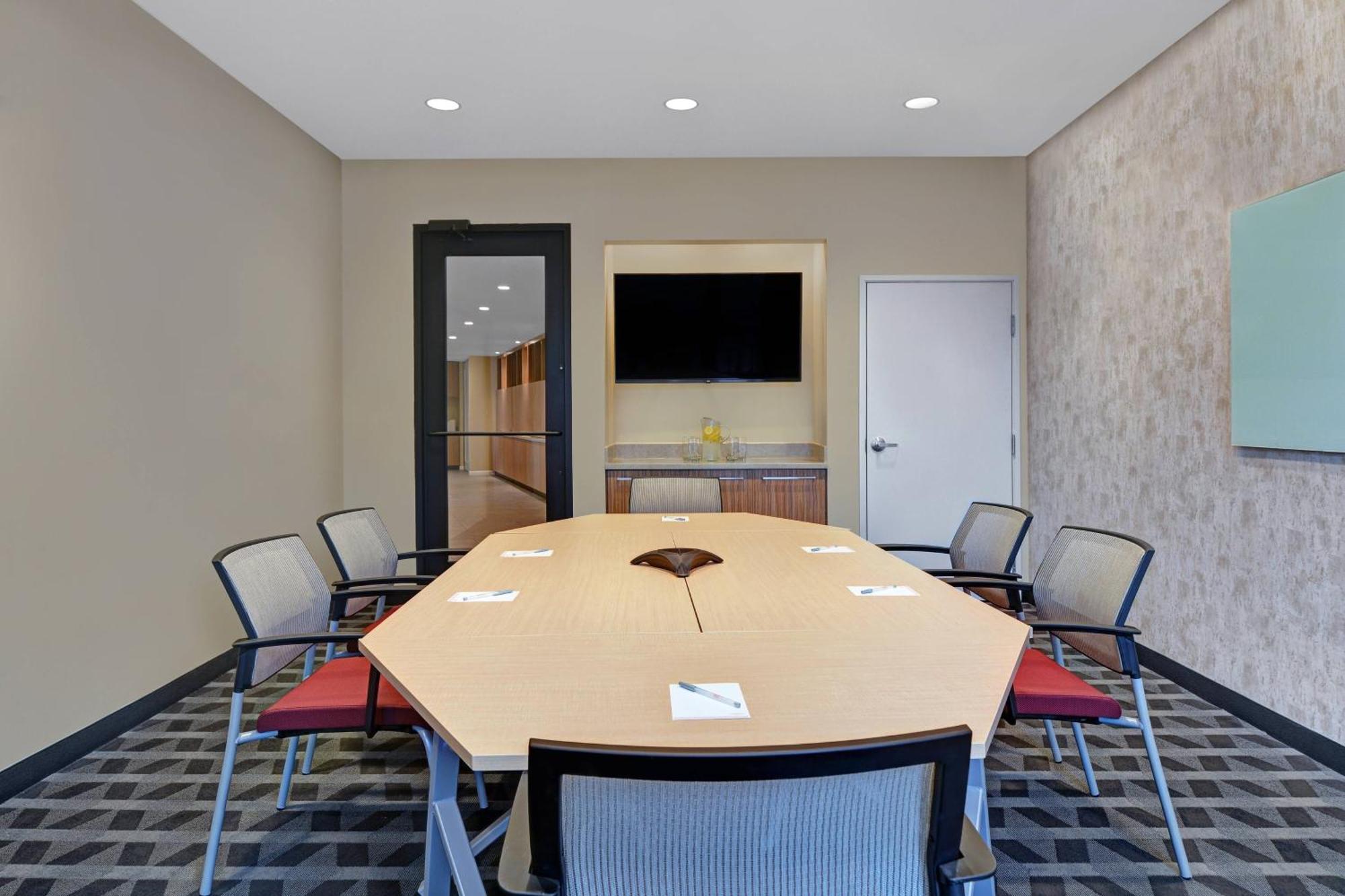 Towneplace Suites By Marriott Indianapolis Downtown Zewnętrze zdjęcie